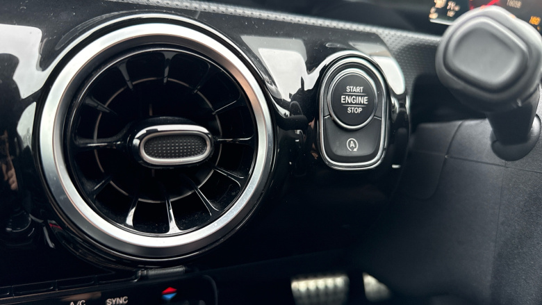 Mercedes-Benz A-Class A200d AMG Line 5dr Auto Diesel Hatchback